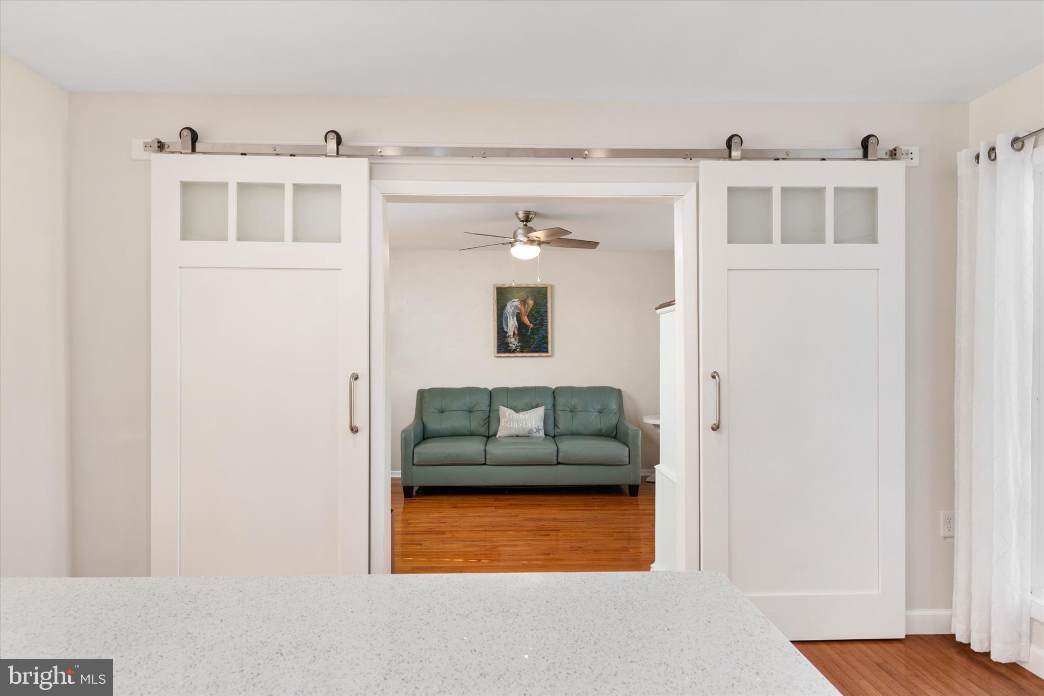 QUEEN ANNE COLONY - Residential