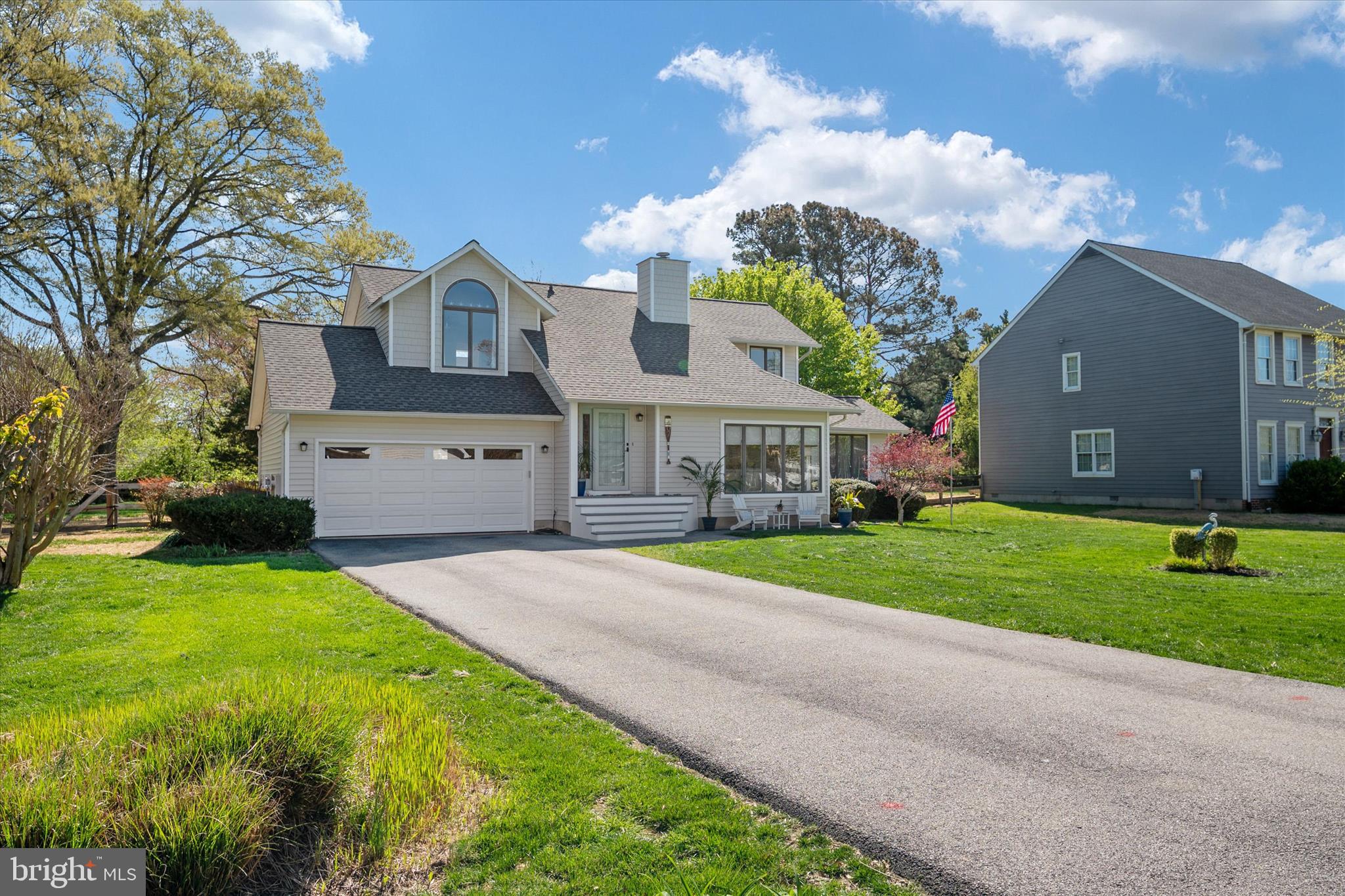 QUEEN ANNE COLONY - Residential