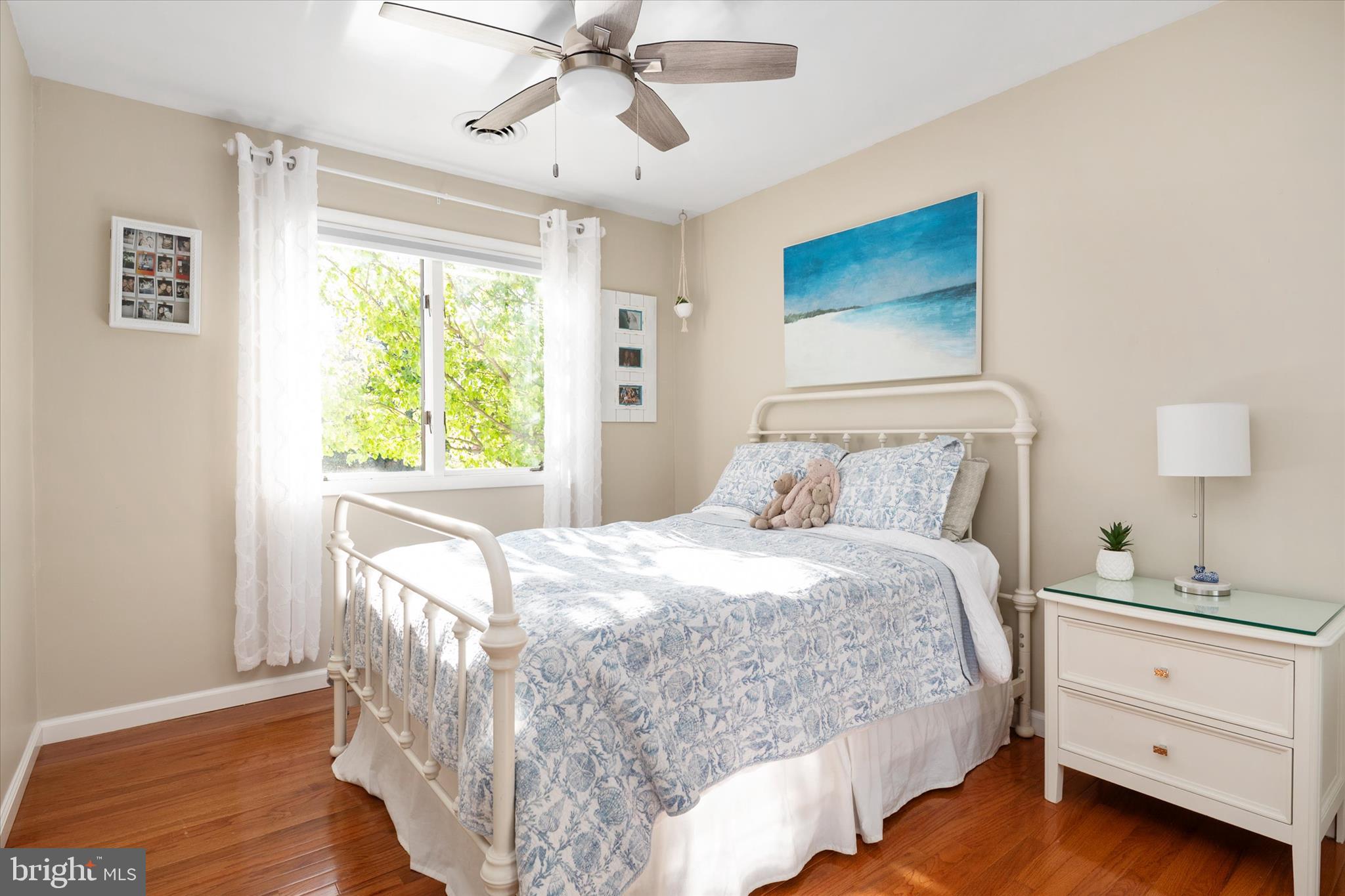 QUEEN ANNE COLONY - Residential