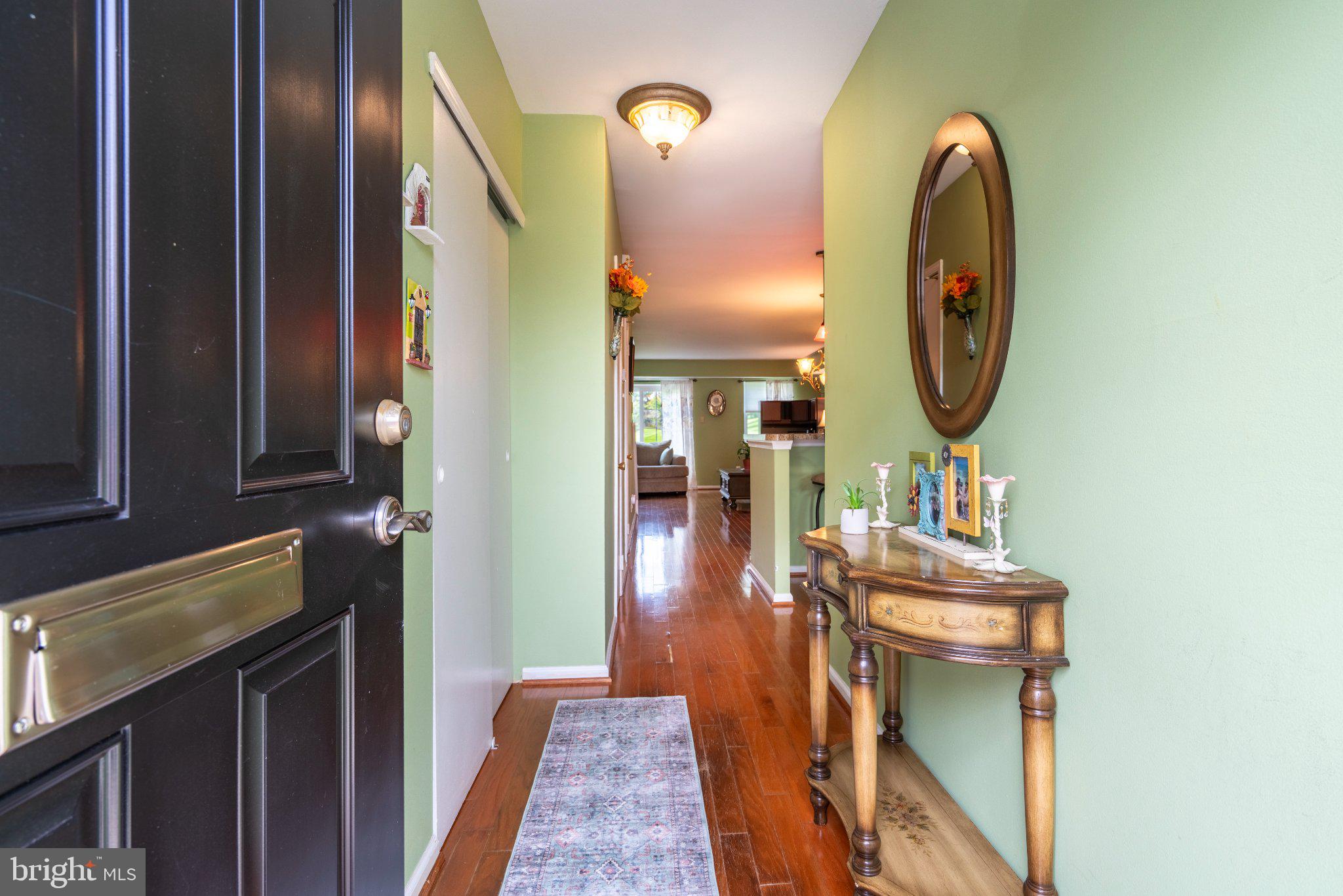 8 CROMWELL DRIVE 107 U-8