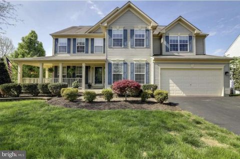 Photo of 871 Woodcrest Loop, CULPEPER, VA 22701 (MLS # VACU2013394)
