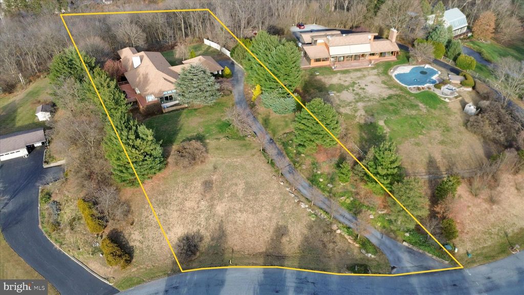 Photo of 653 Scenic Drive, BERNVILLE, PA 19506 (MLS # PABK2066122)