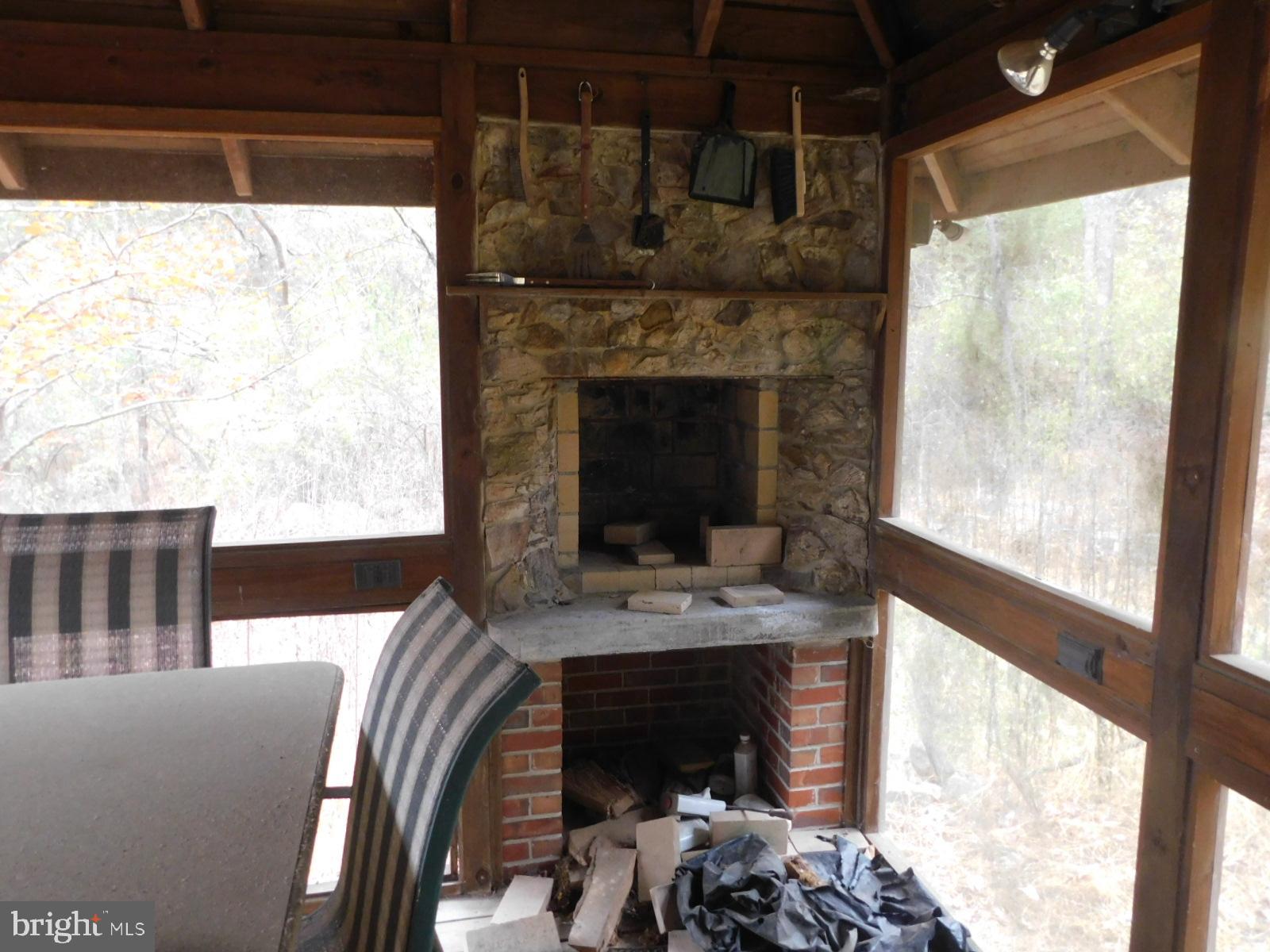 LOST RIVER VALLEY (LRVPOA) - Residential