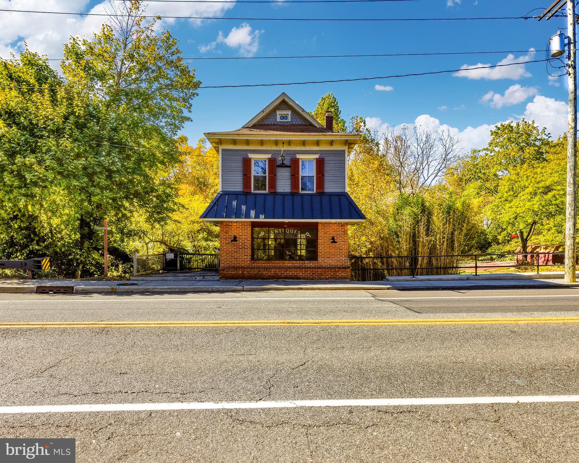 14 N MAIN STREET