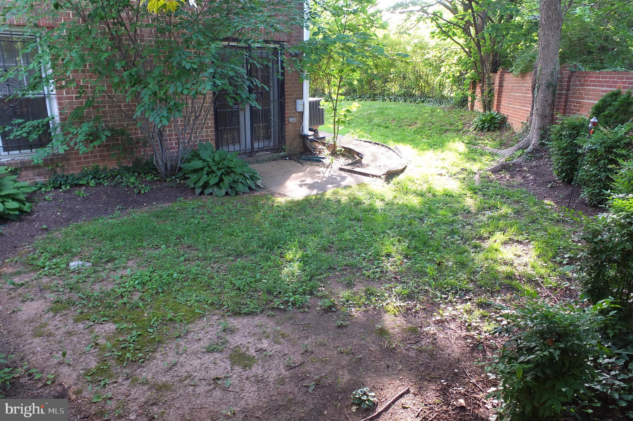 WOODSIDE - Residential