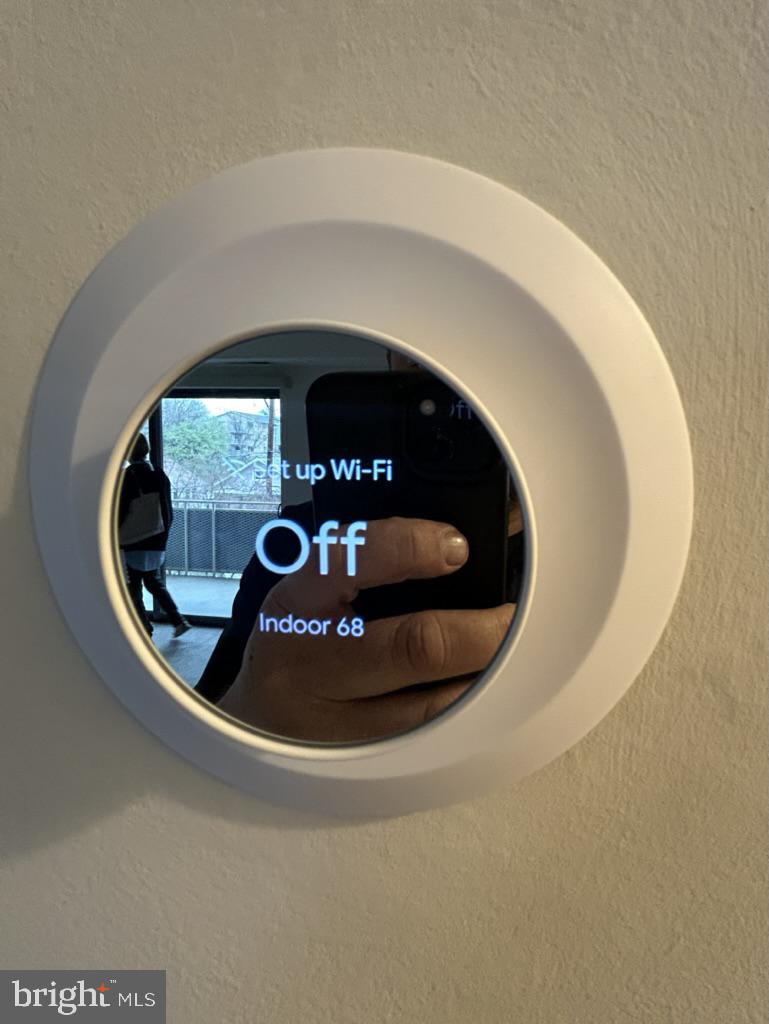 CLEVELAND HOUSE - Residential Lease