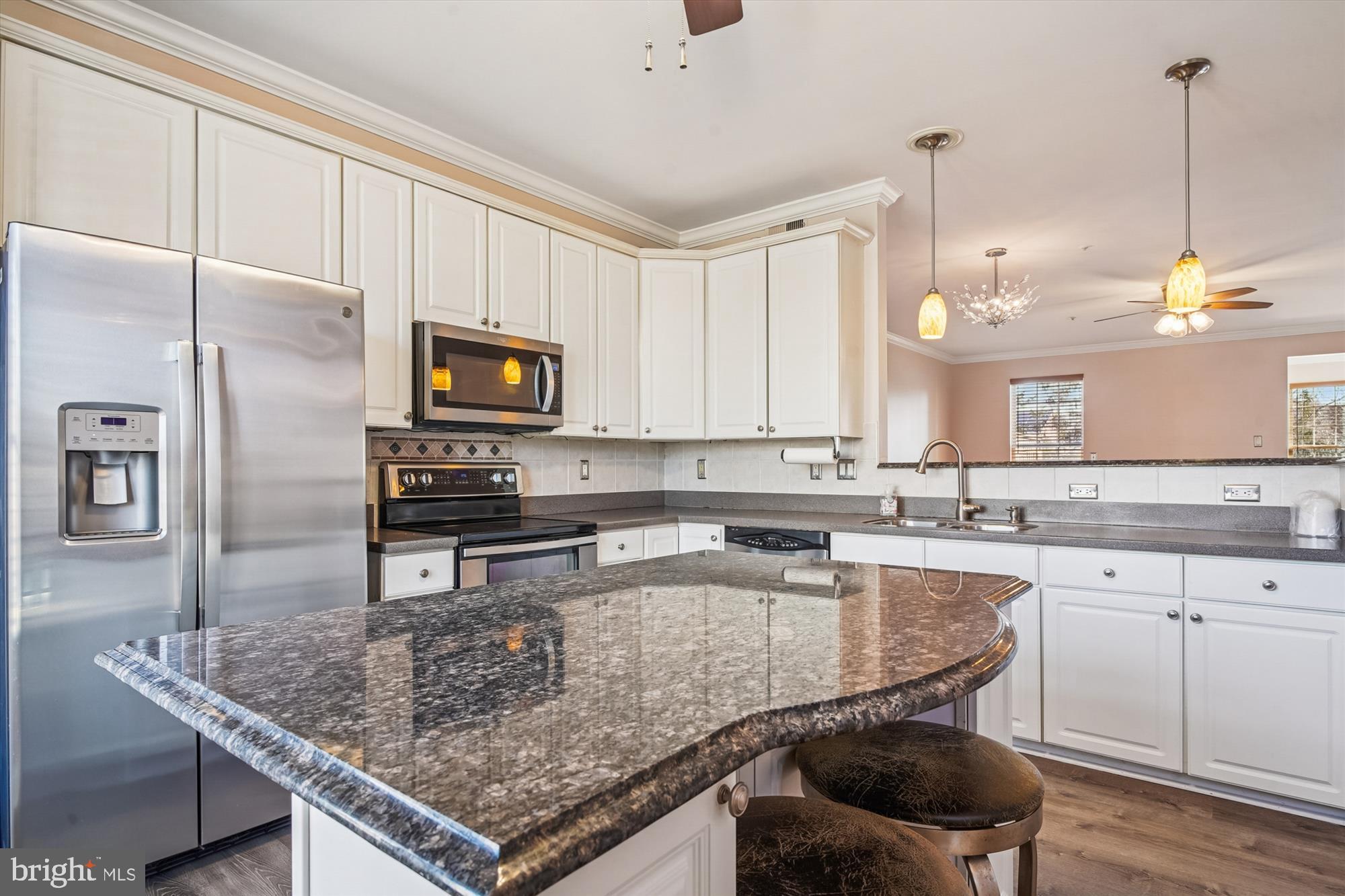 SOUTH RIVER COLONY - Residential Lease