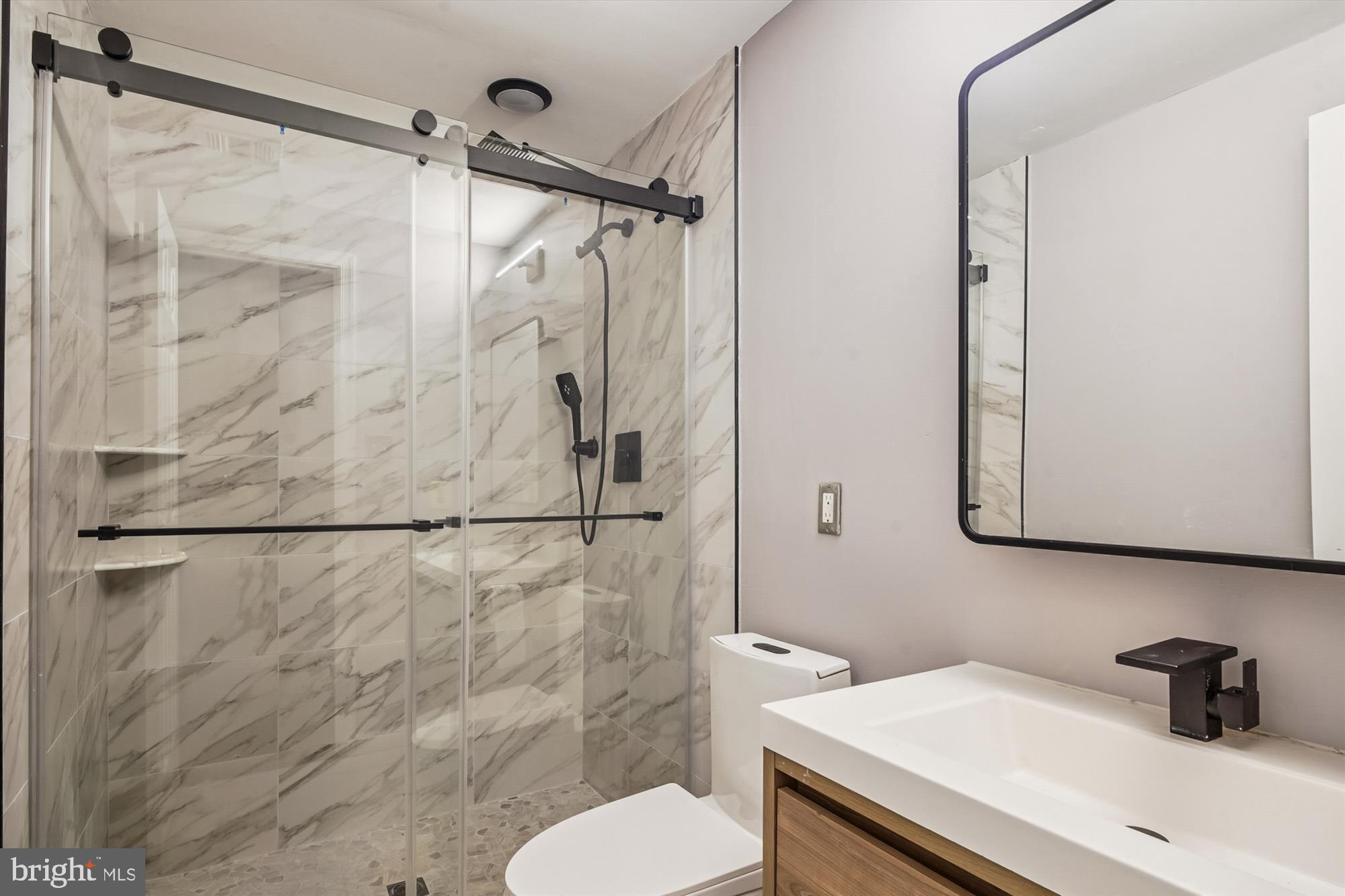 SOUTH RIVER COLONY - Residential Lease