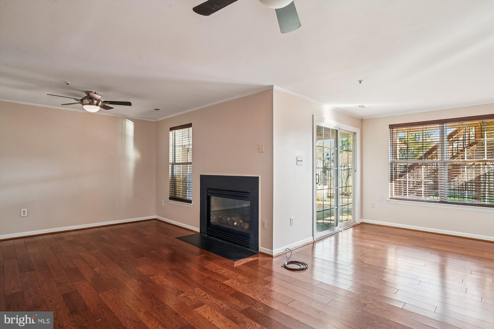 SOUTH RIVER COLONY - Residential Lease