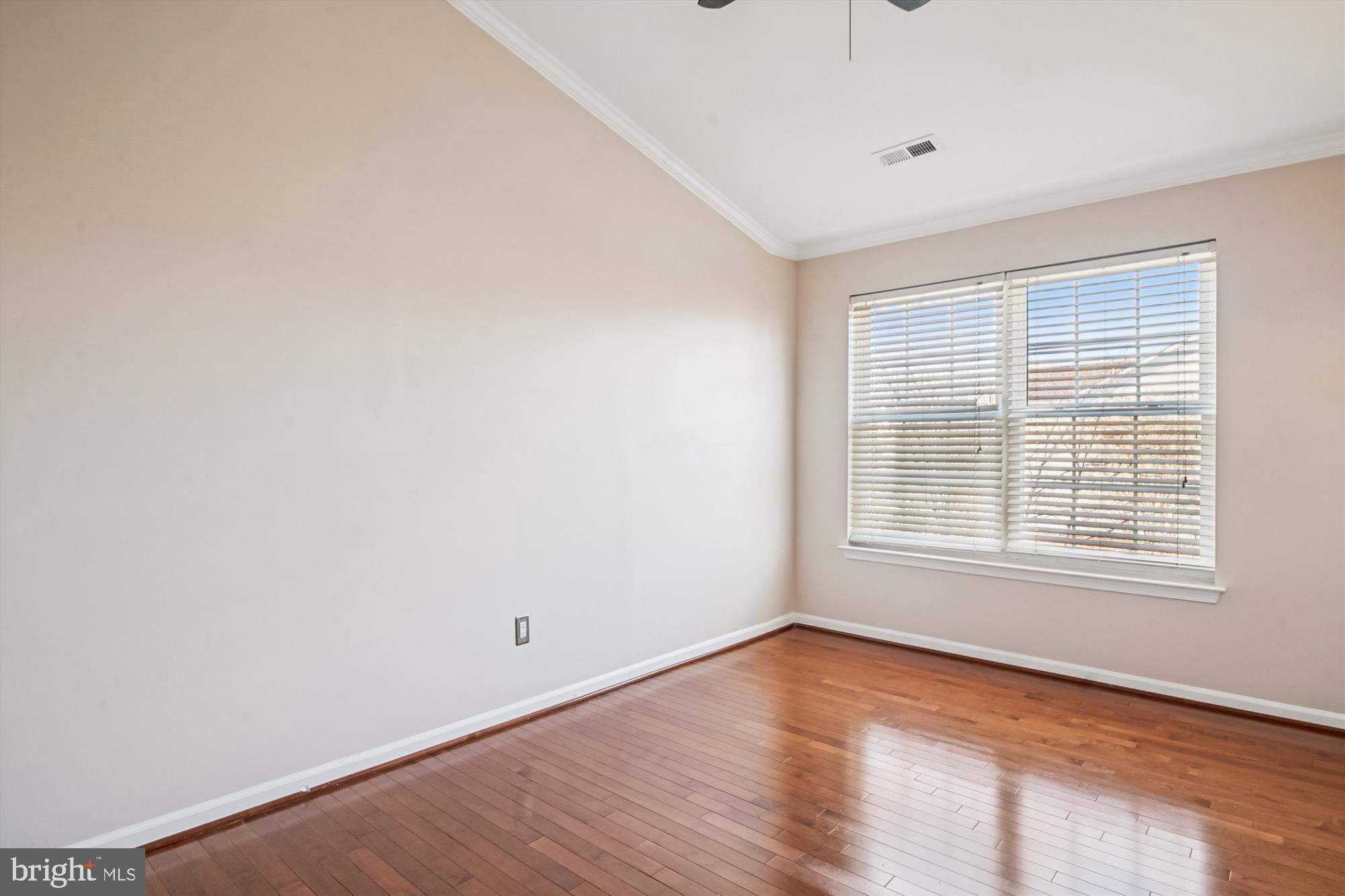 SOUTH RIVER COLONY - Residential Lease