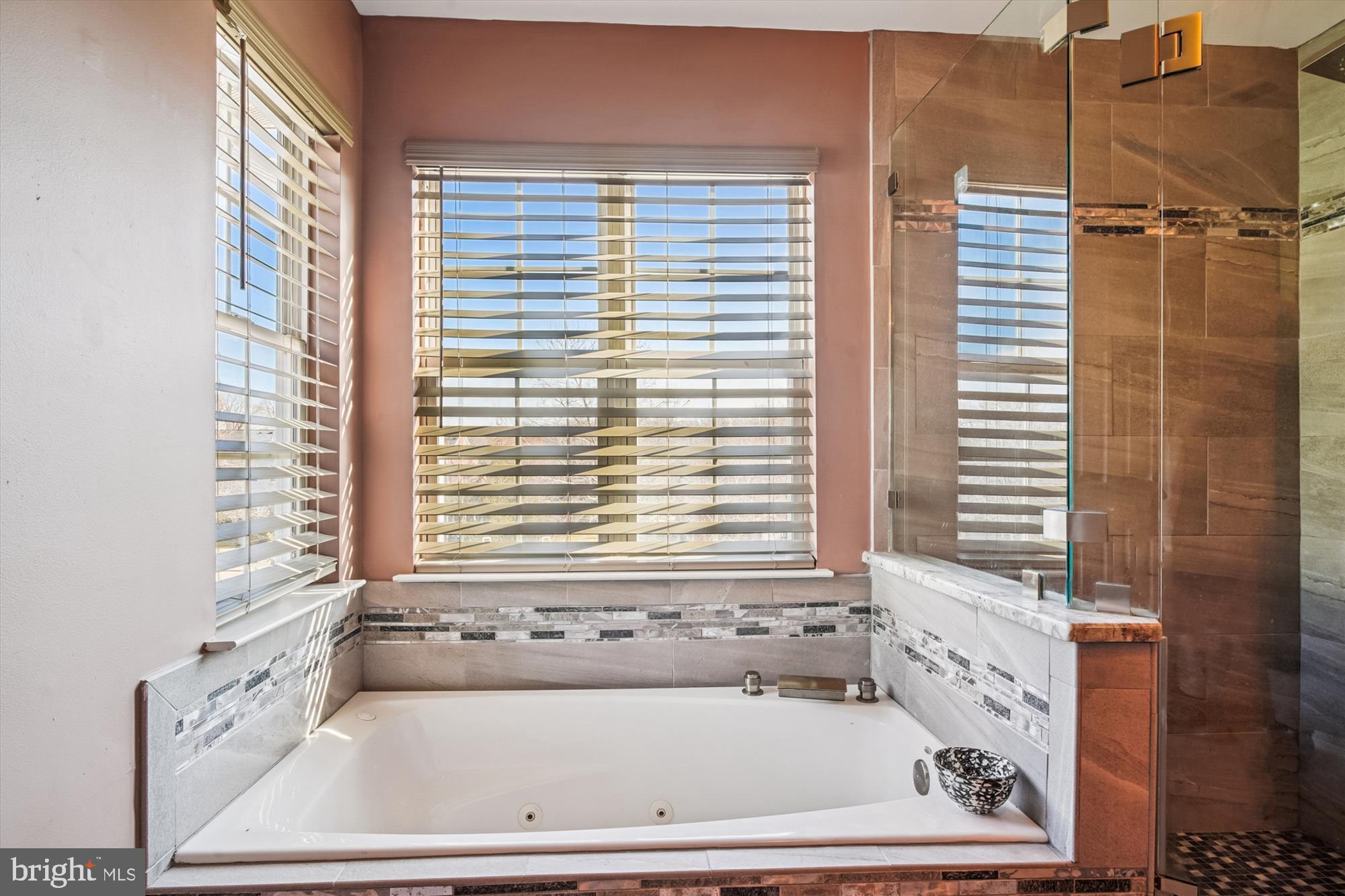 SOUTH RIVER COLONY - Residential Lease