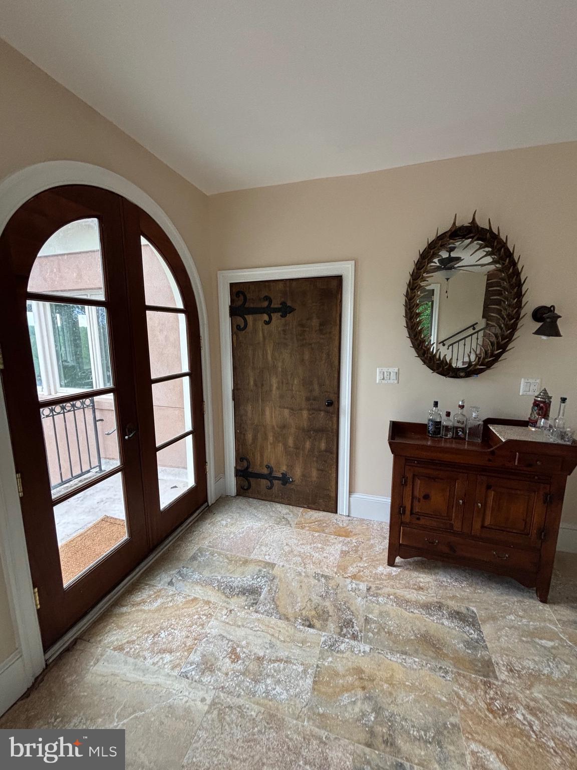 DARNESTOWN OUTSIDE - Residential