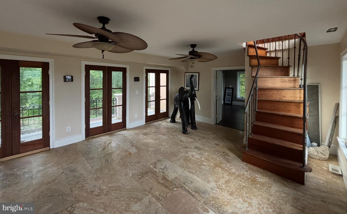 DARNESTOWN OUTSIDE - Residential