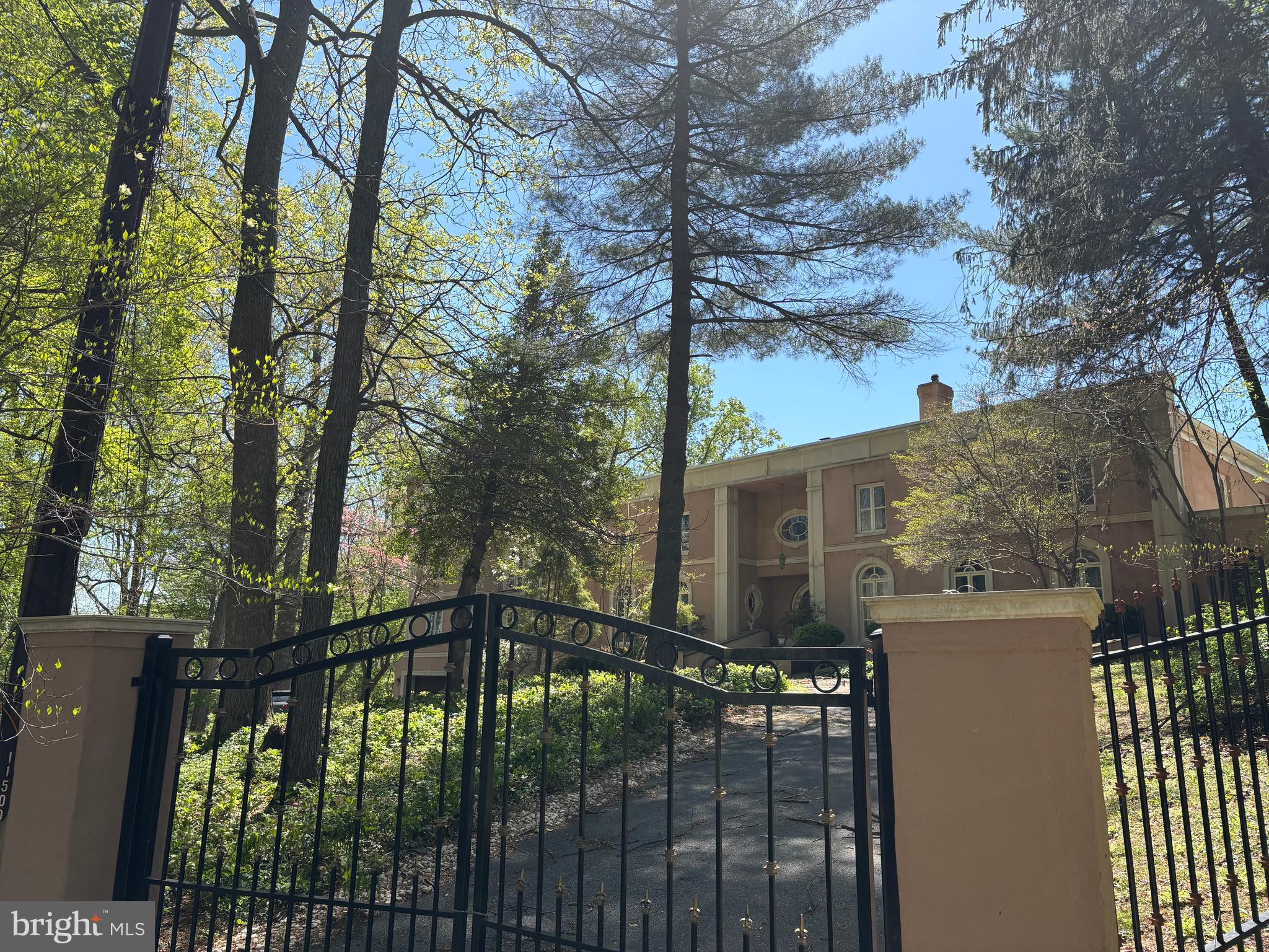 DARNESTOWN OUTSIDE - Residential