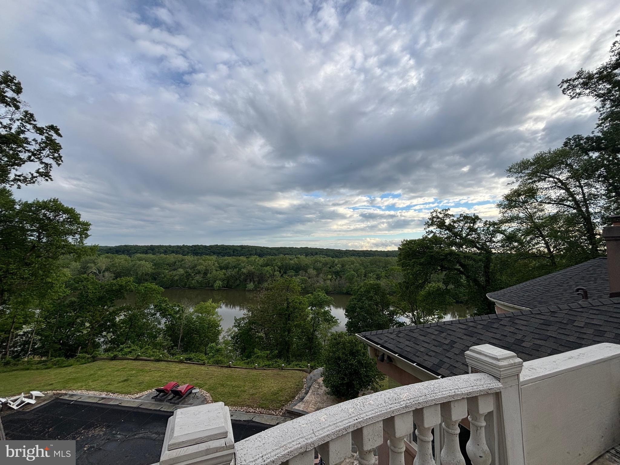 DARNESTOWN OUTSIDE - Residential