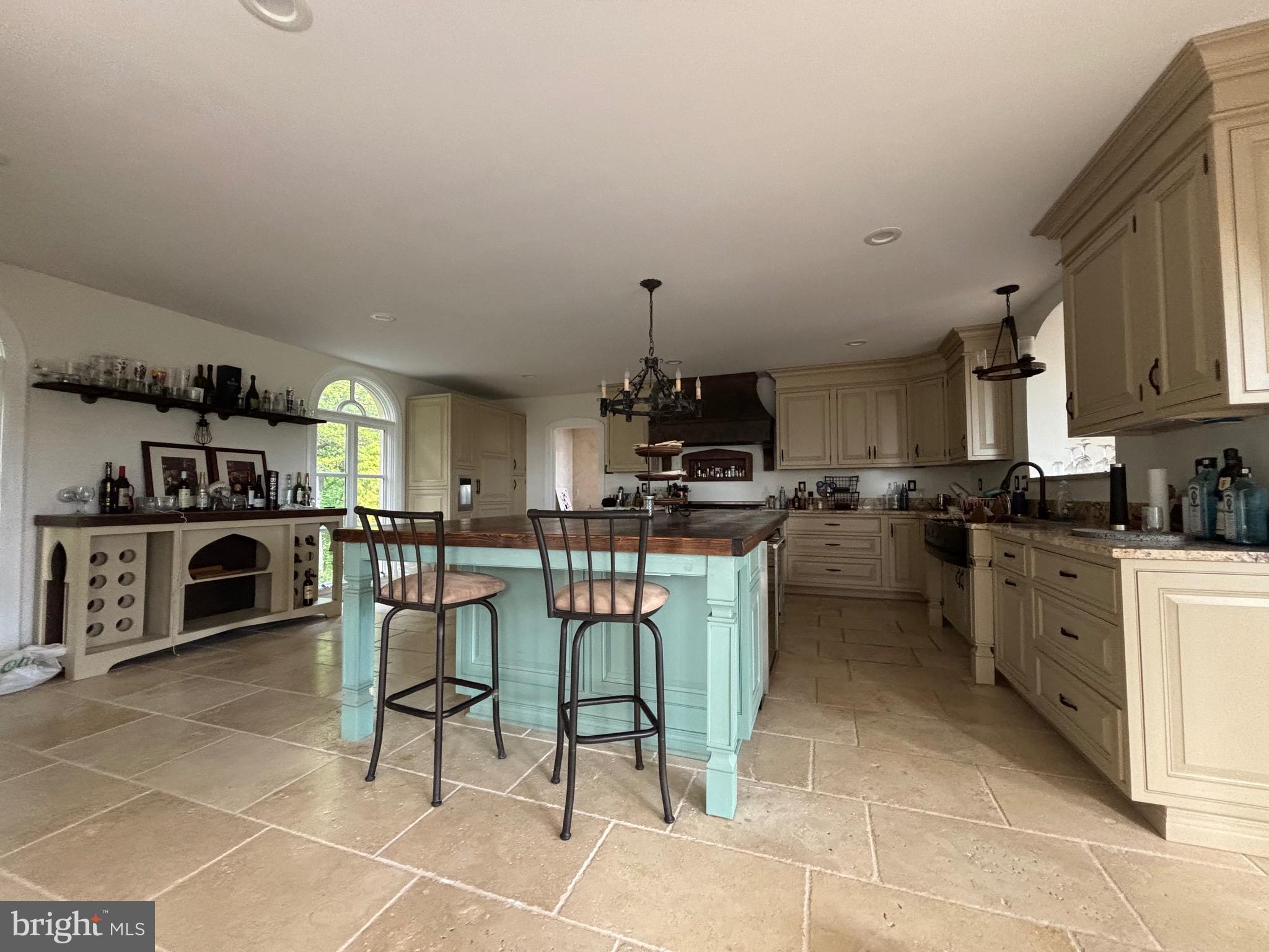 DARNESTOWN OUTSIDE - Residential