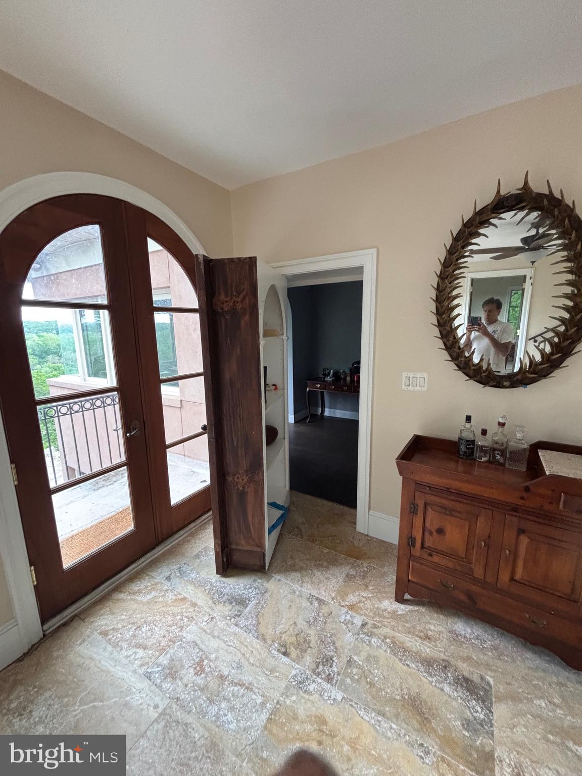 DARNESTOWN OUTSIDE - Residential