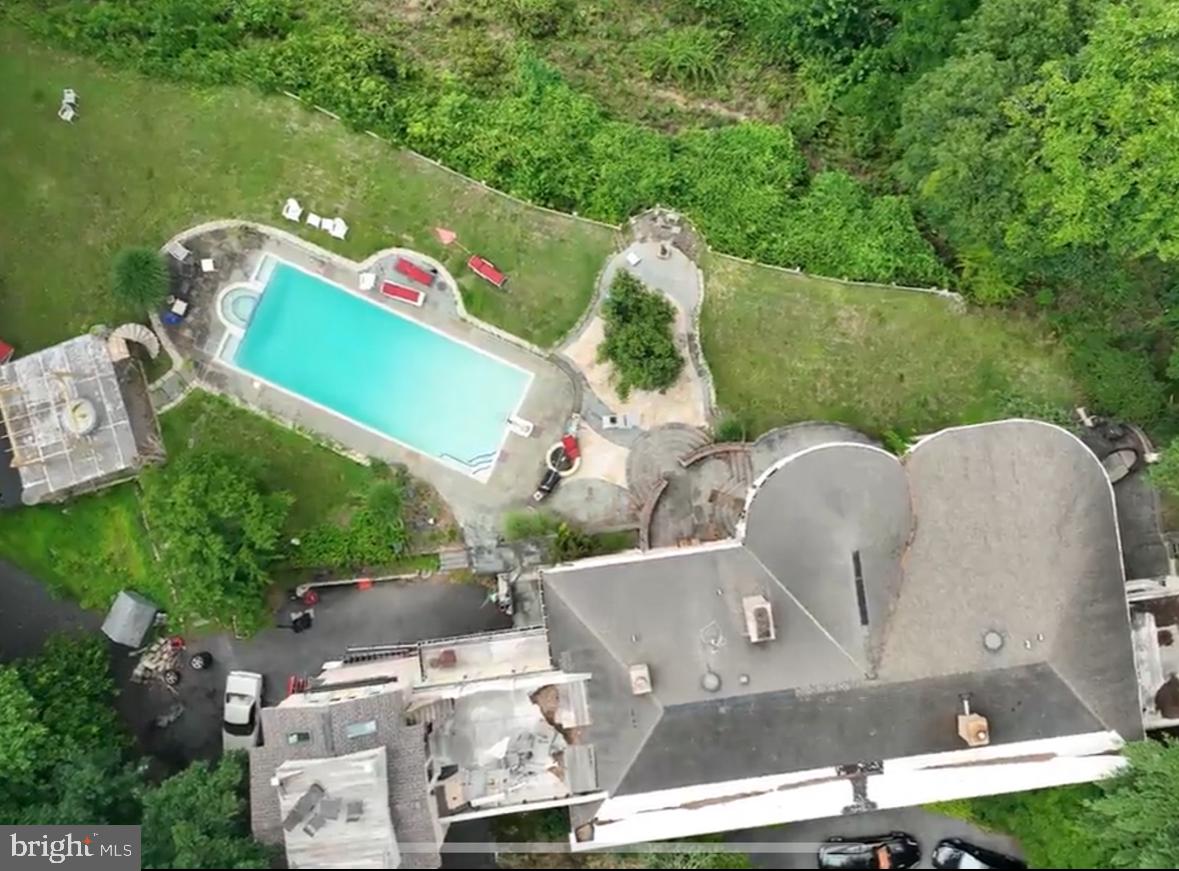 DARNESTOWN OUTSIDE - Residential