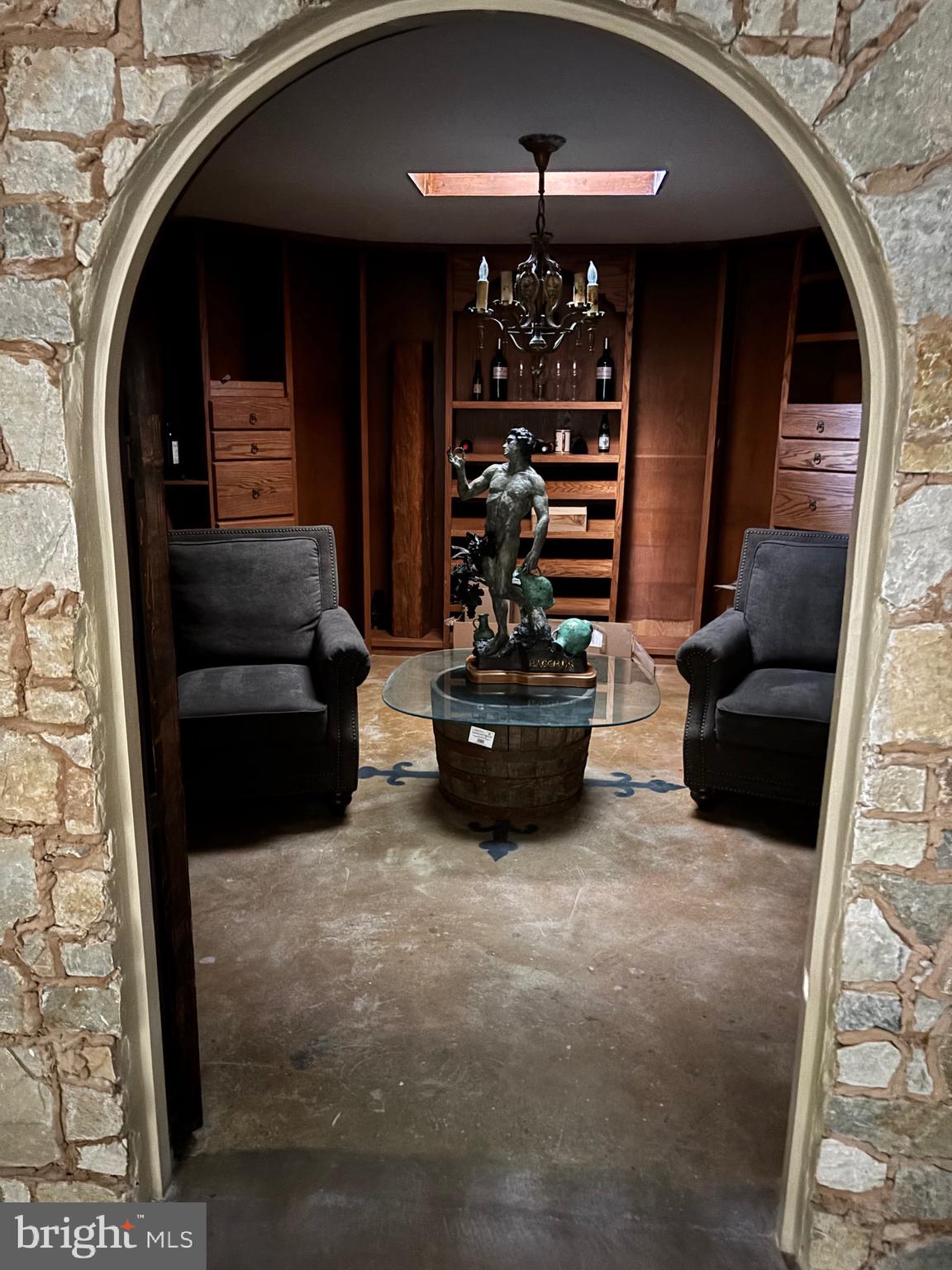 DARNESTOWN OUTSIDE - Residential