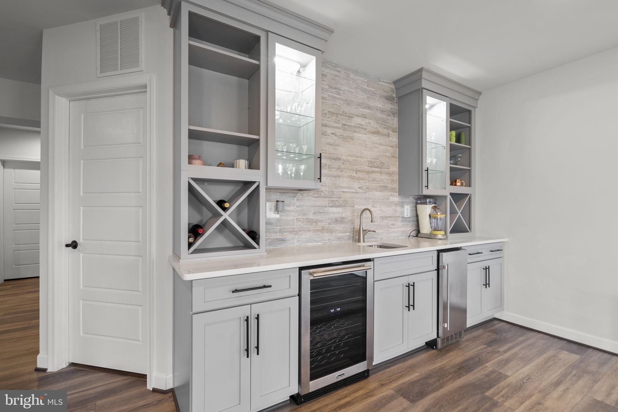 CABIN BRANCH - Residential