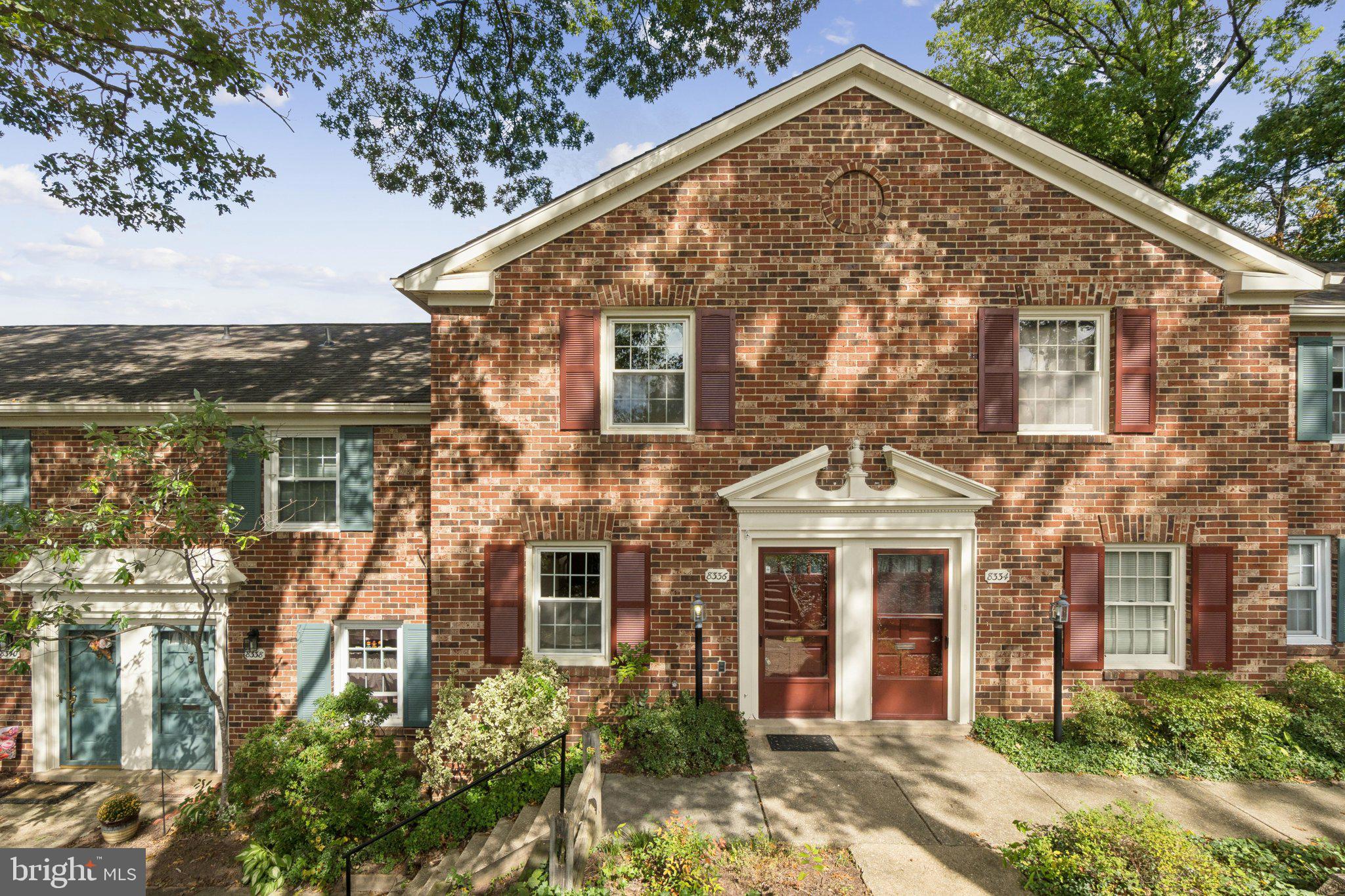 Welcome to this lovely townhouse style condo in highly coveted Cardinal Forest!  This 2 bedroom condo has 1 full and 1 half bath.  The light filled eat-in kitchen has newer counter tops and over looks the main living space.  Step down to the large great room with high ceilings.  Walk out to the private fenced back yard with storage shed.  The upper level has 2 large bedrooms and a full bath with washer dryer.  Enjoy being in a community with tot lots, pool, tennis, walking path and desirable schools.  Assigned parking, gas, water, exterior (front) maintenance, and roof are covered by the condo fee.  Live the care free life!