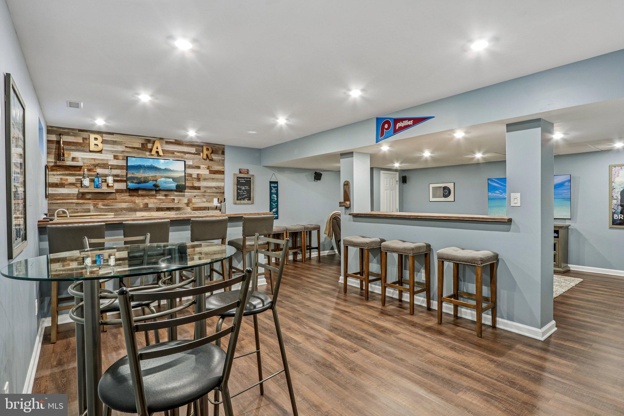 GLENHARDIE - Residential