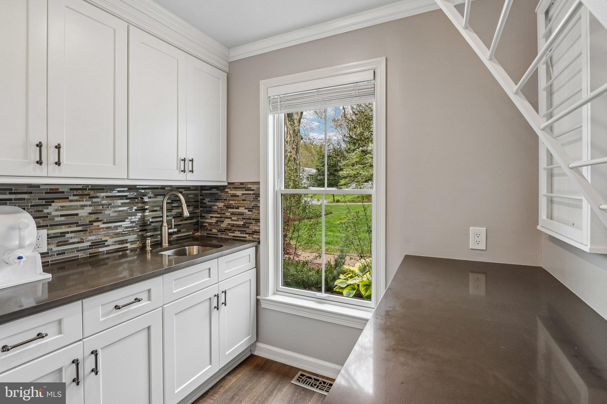 GLENHARDIE - Residential