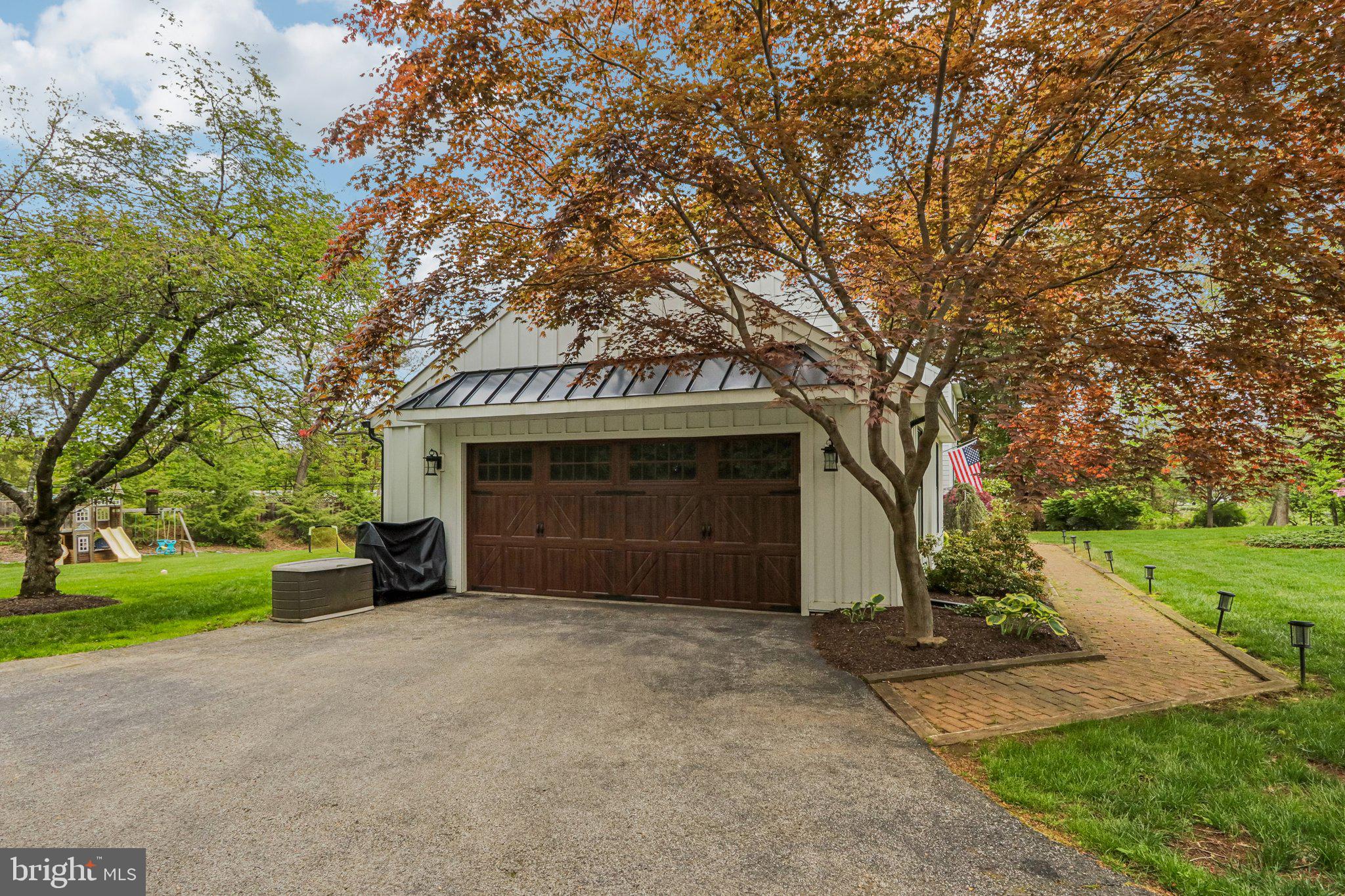 GLENHARDIE - Residential