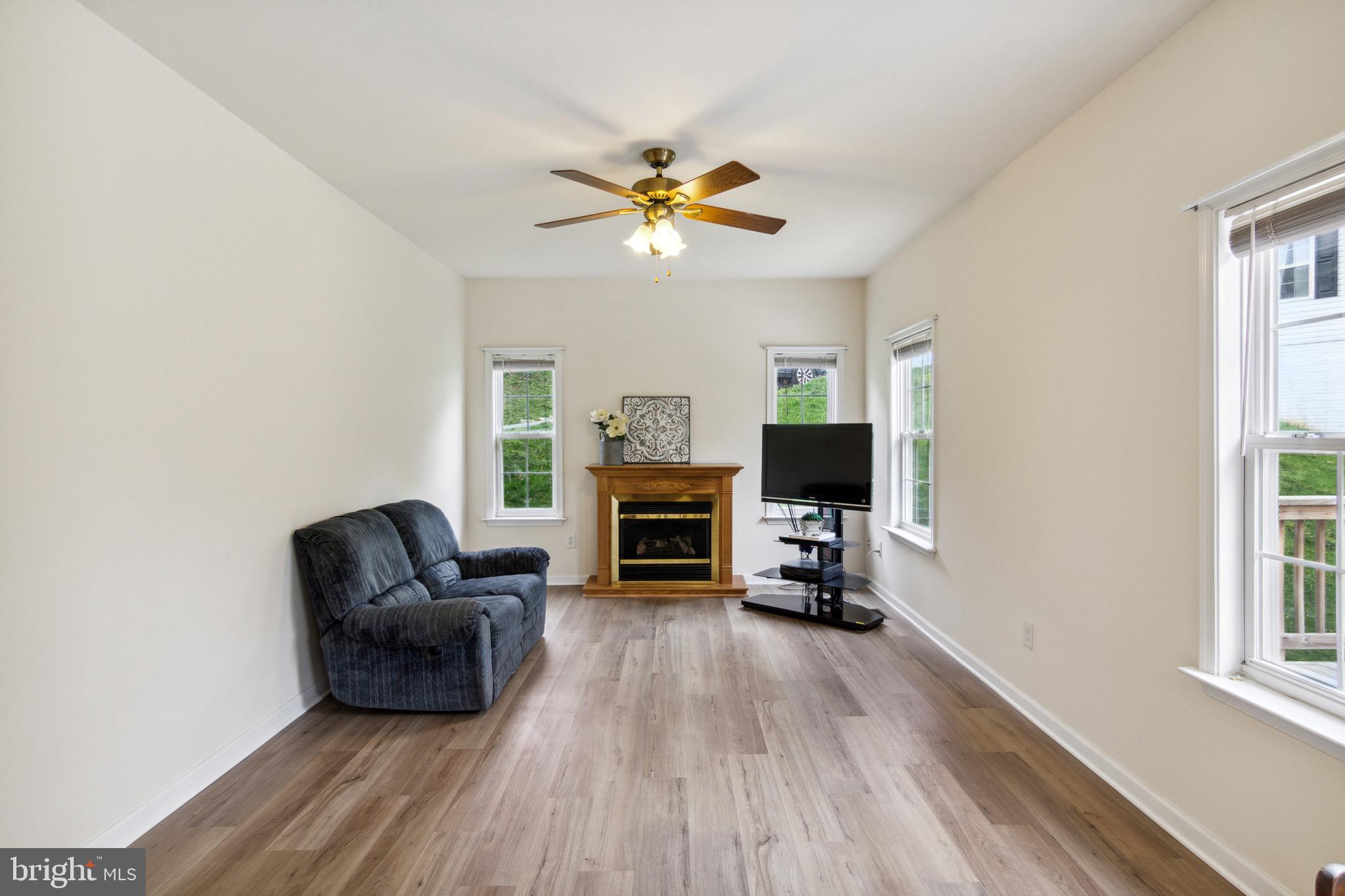 ROSEMONT ORCHARD - Residential