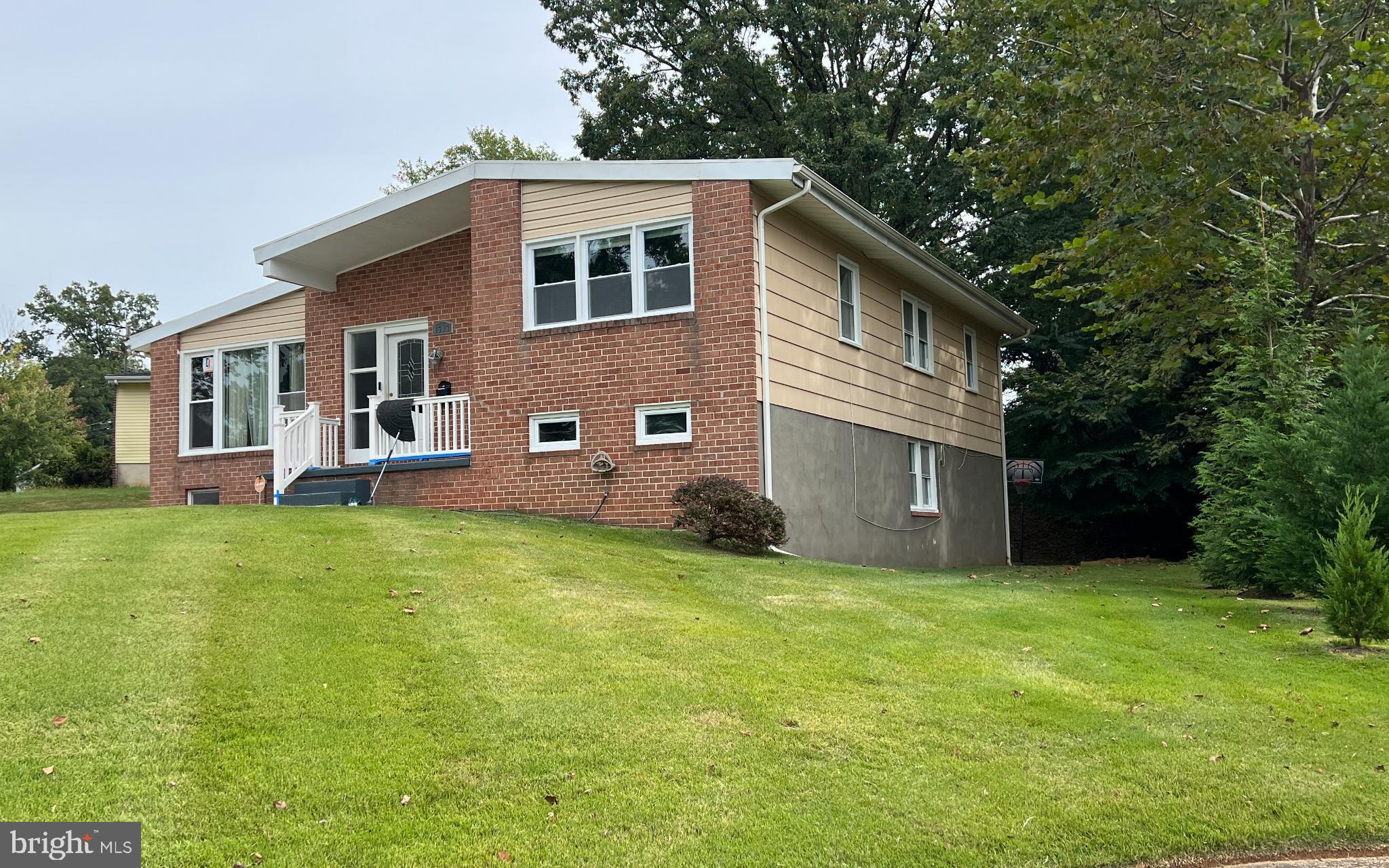 STEVENSWOOD - Residential Lease