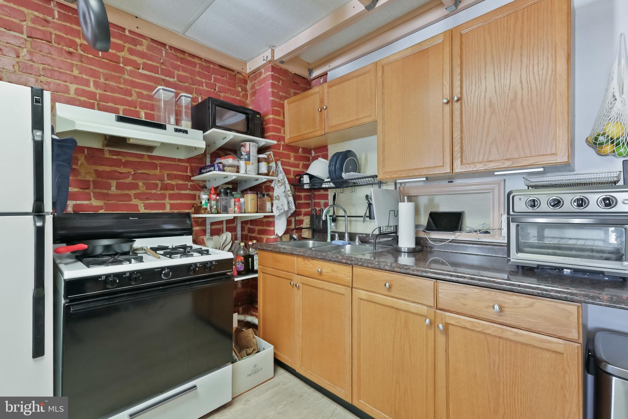 HAMPDEN HISTORIC DISTRICT - Residential