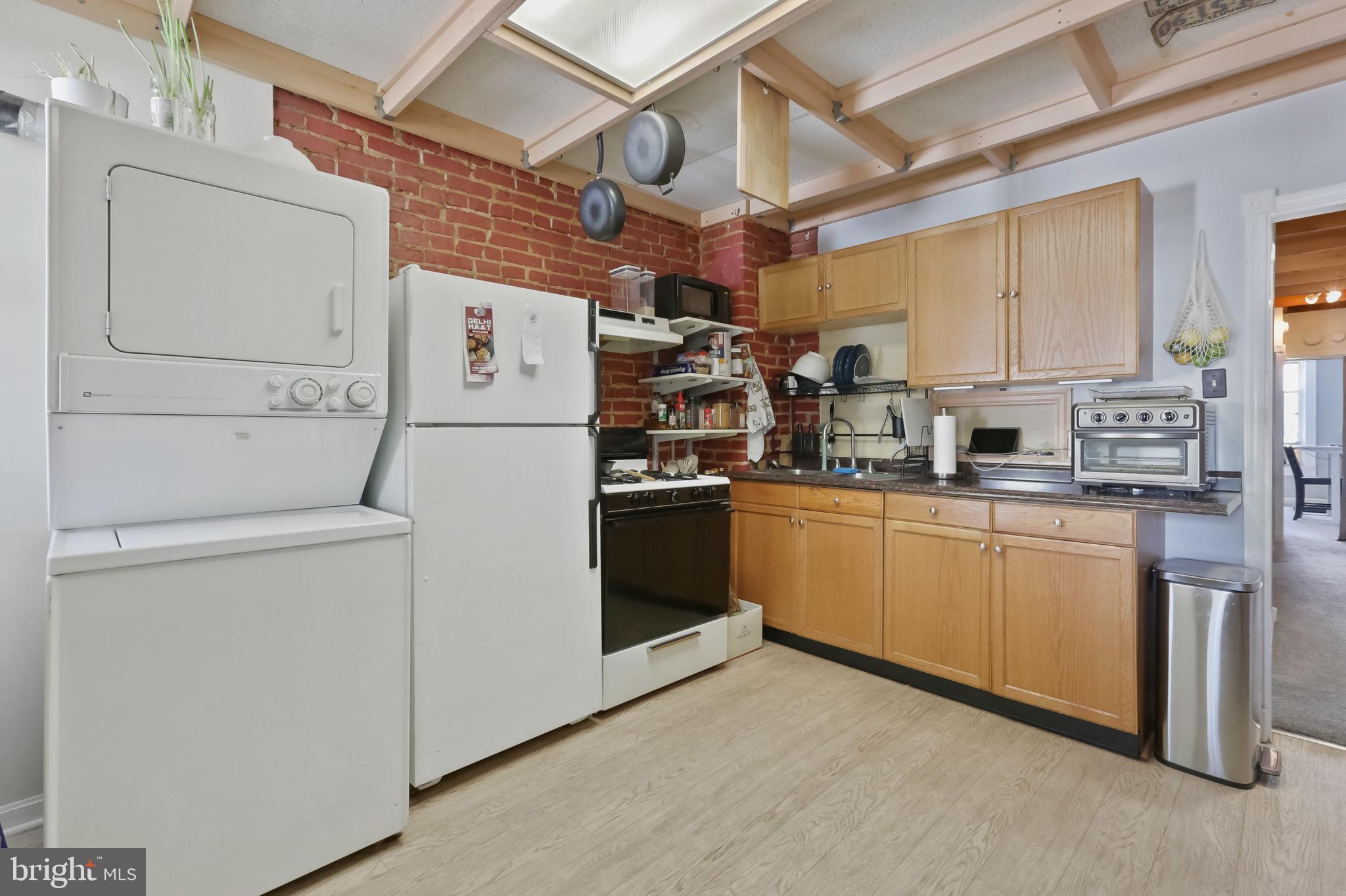 HAMPDEN HISTORIC DISTRICT - Residential