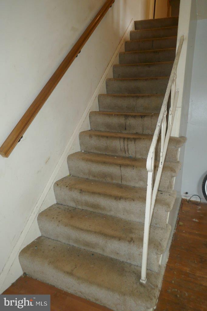 COUNTRY RIDGE - Residential