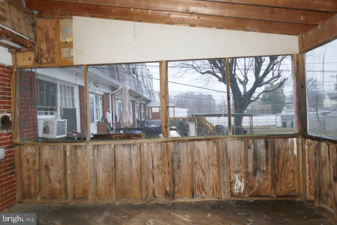 COUNTRY RIDGE - Residential