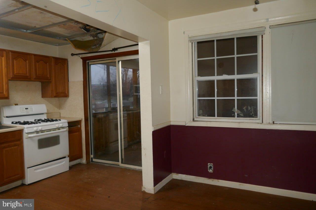 COUNTRY RIDGE - Residential