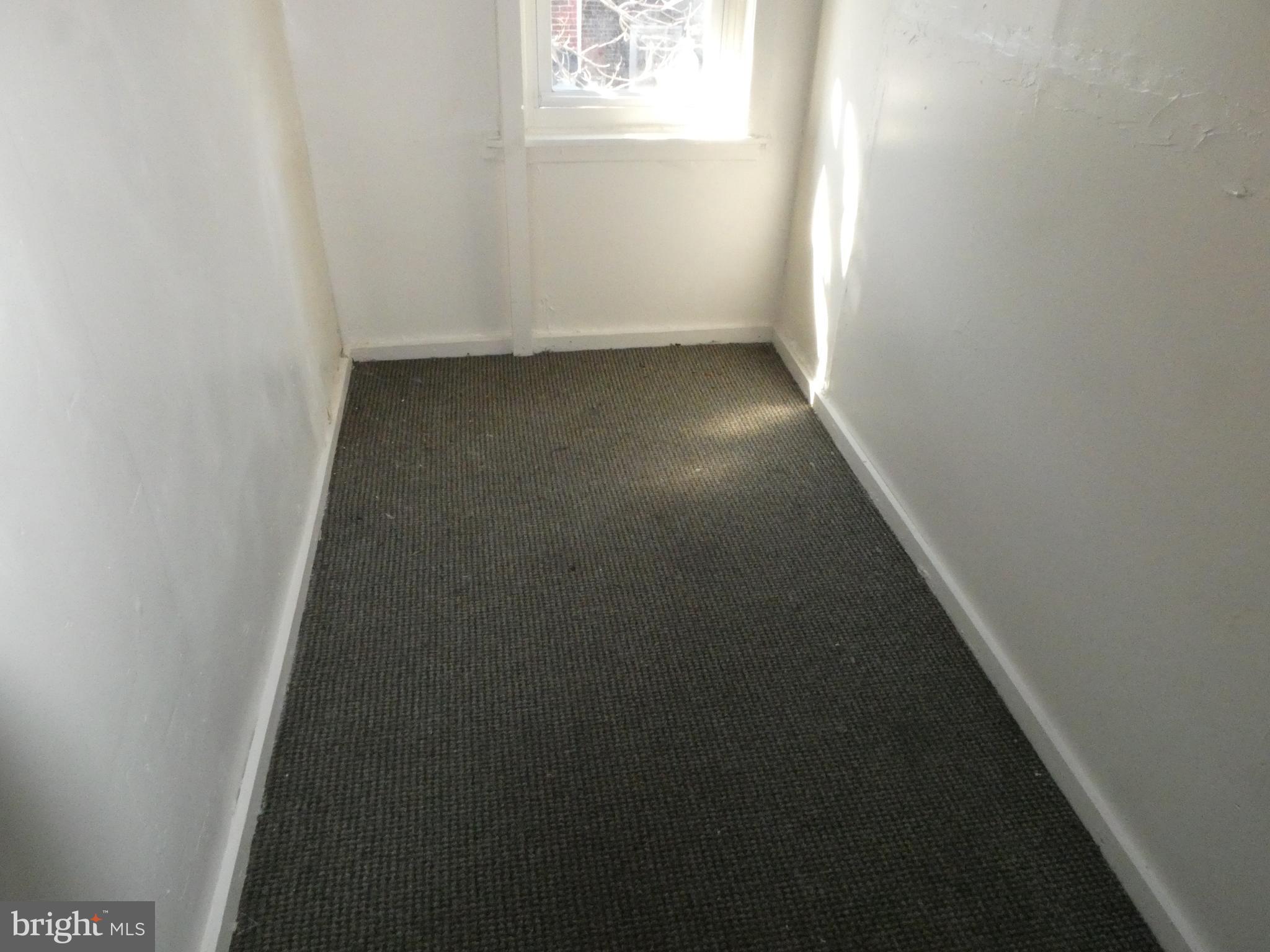 KENSINGTON - Residential