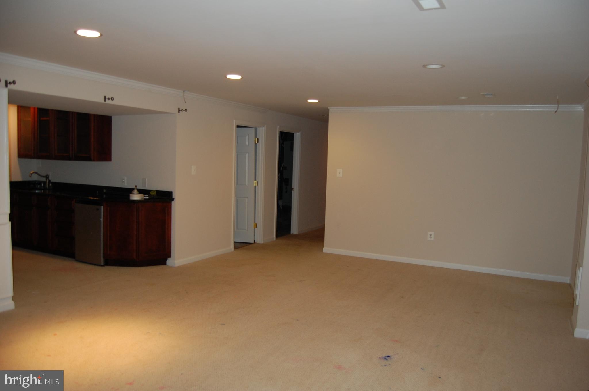 MADISON OAKS - Residential Lease