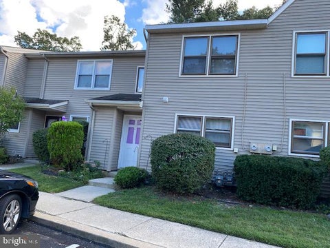 Townhouse For Sale - 19 Pin Oak Lane<br/> Ocean County, LEH, NJ 08087