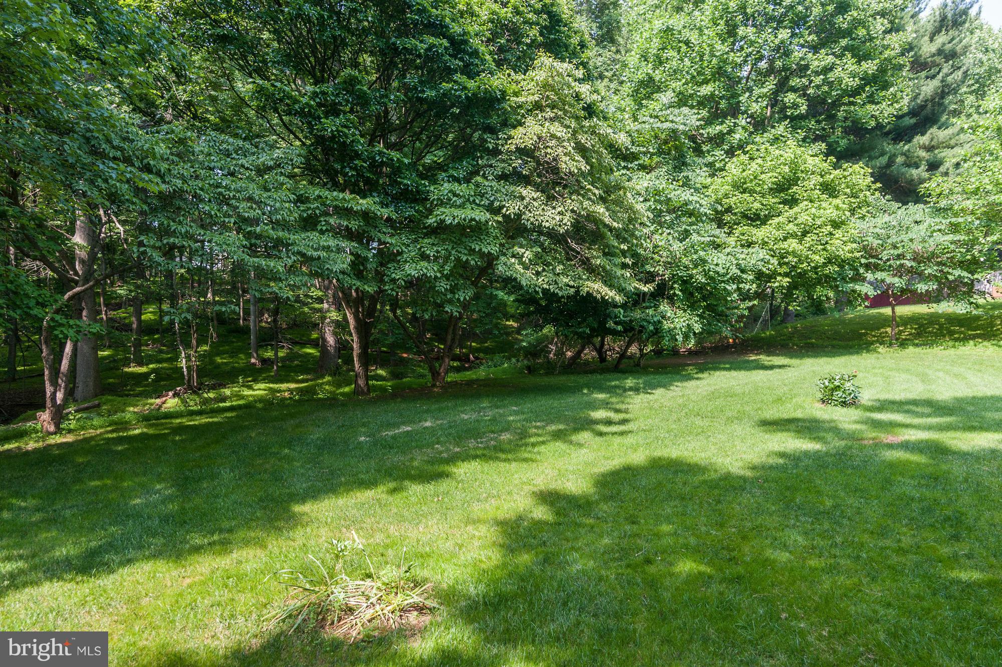 QUINCE ORCHARD MANOR - Residential