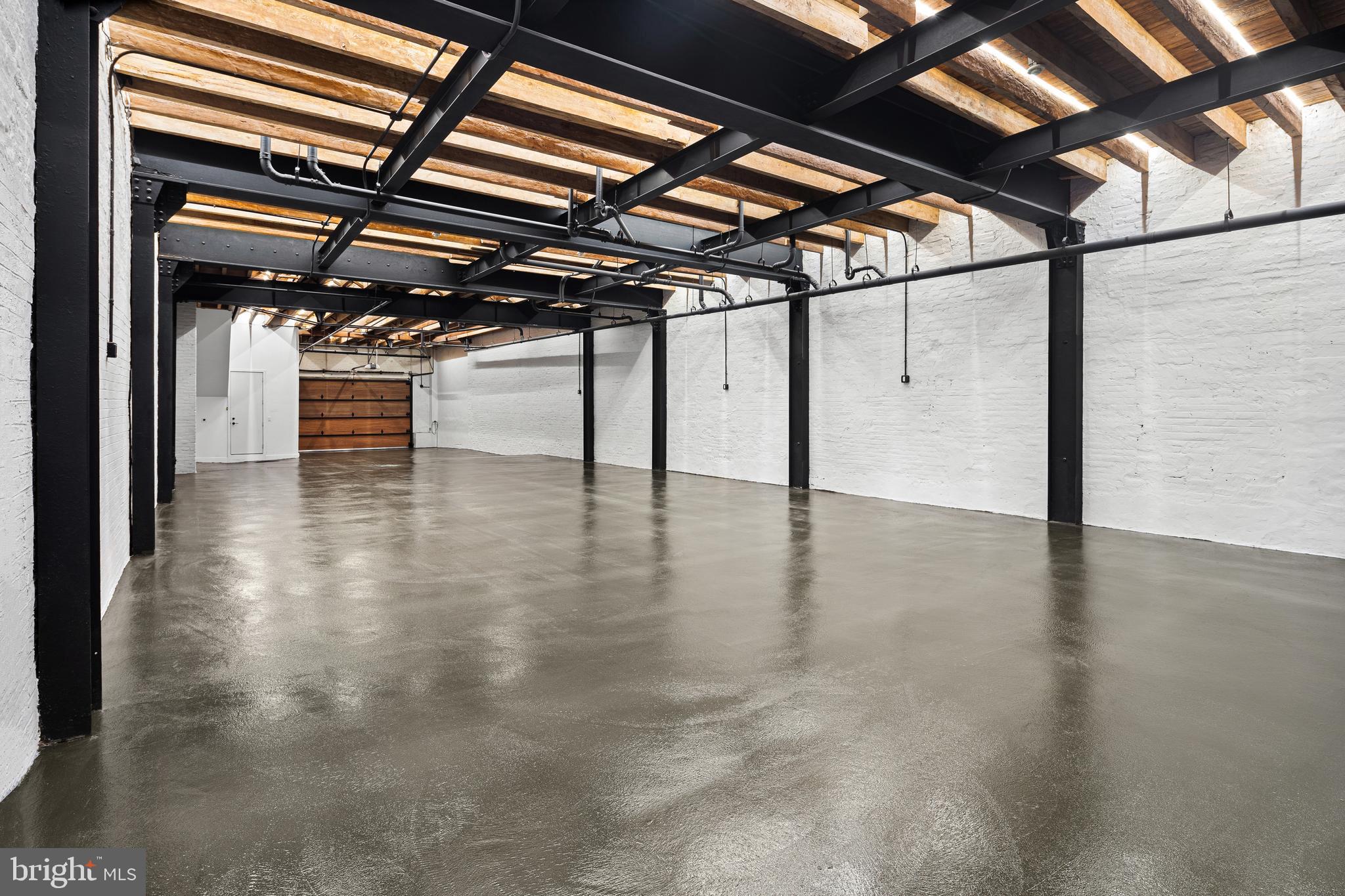 RITTENHOUSE SQUARE - Commercial Sale