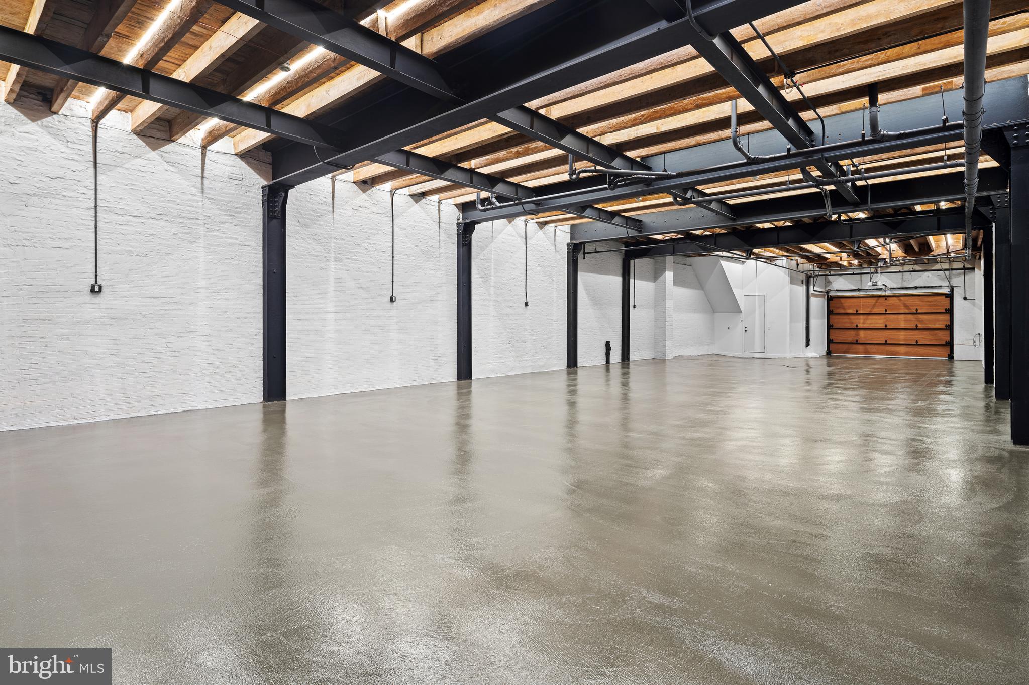 RITTENHOUSE SQUARE - Commercial Sale