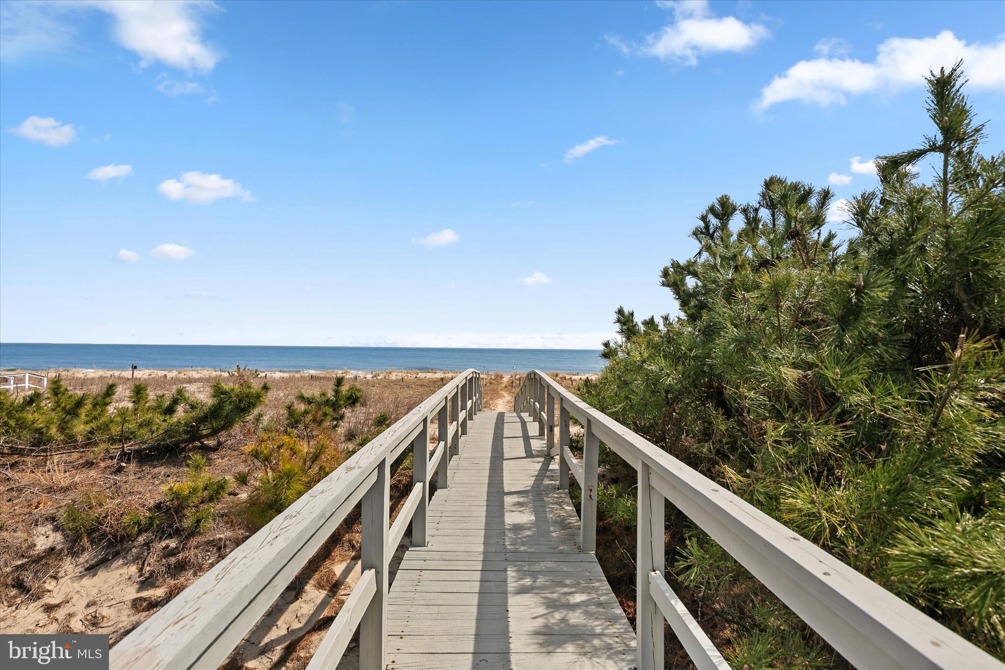 MIDDLESEX BEACH - Residential