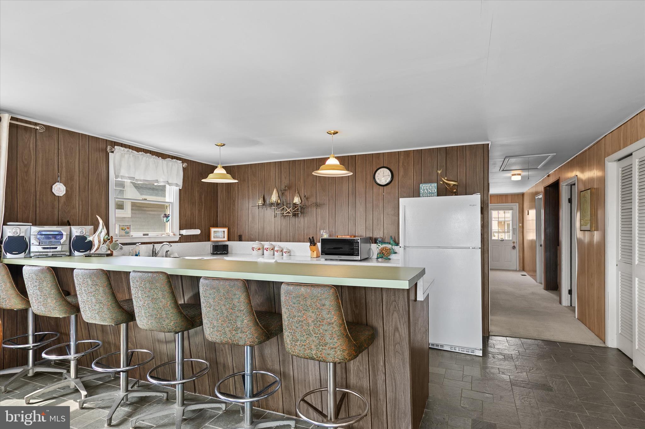 MIDDLESEX BEACH - Residential