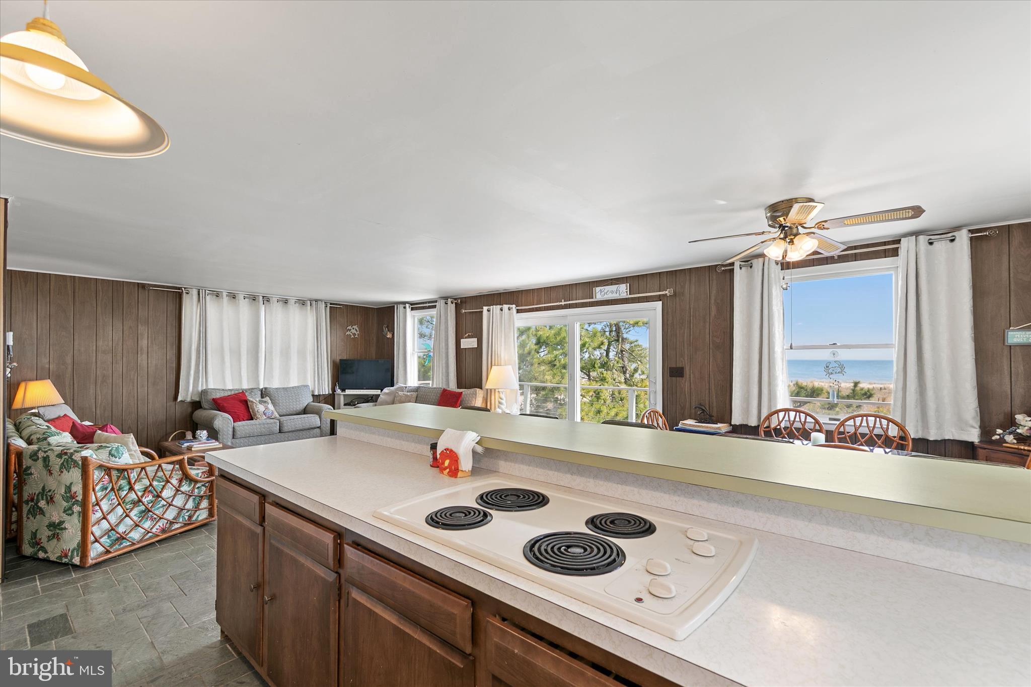 MIDDLESEX BEACH - Residential