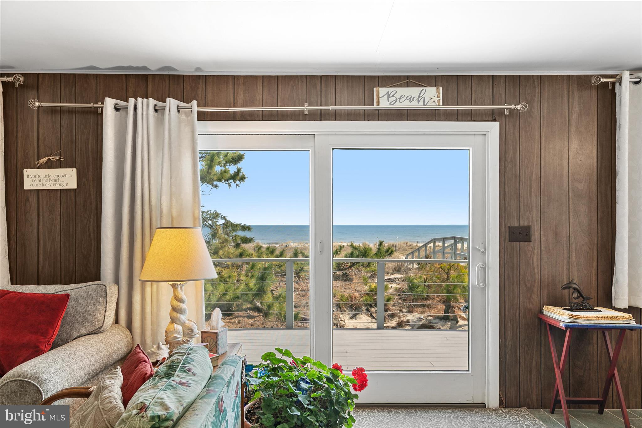 MIDDLESEX BEACH - Residential