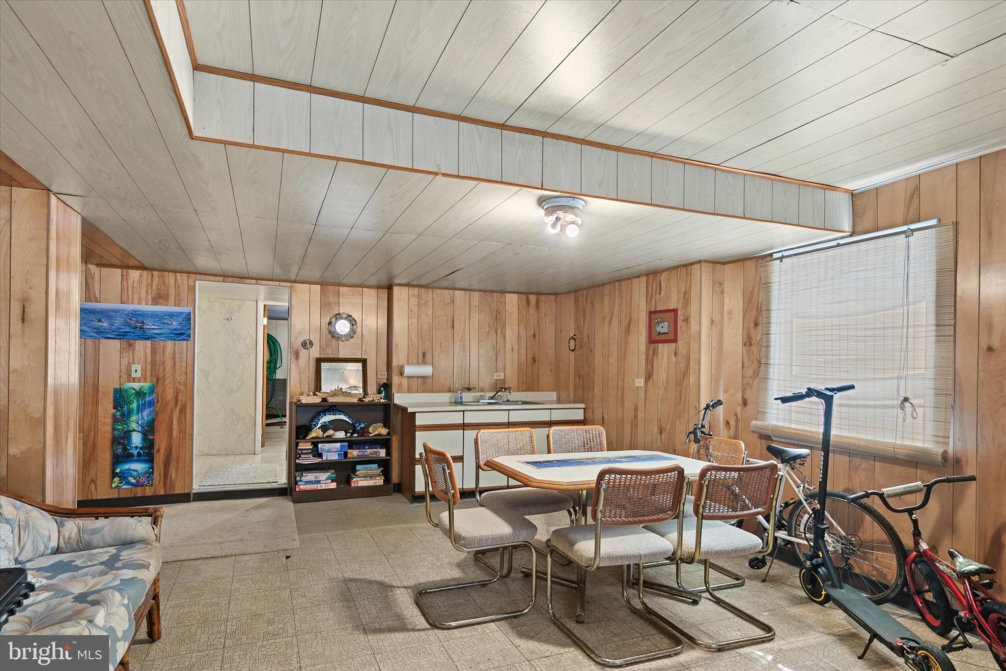 MIDDLESEX BEACH - Residential