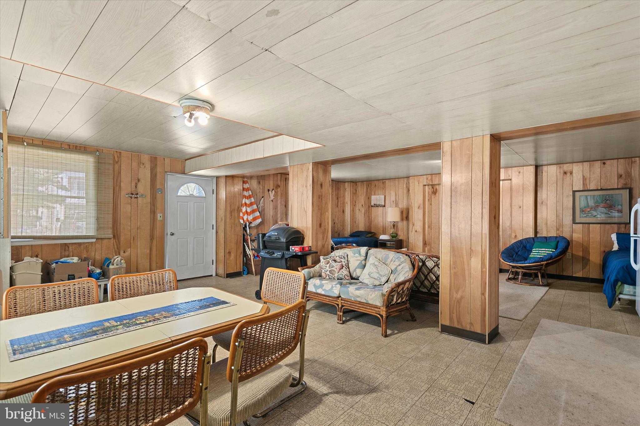 MIDDLESEX BEACH - Residential