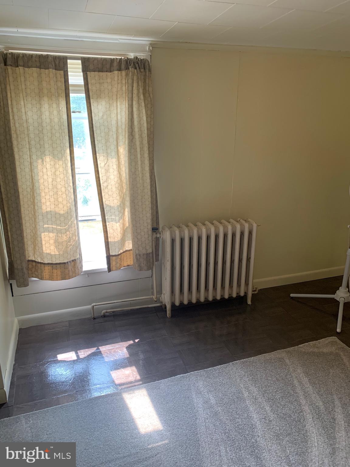 MIDDLEPORT - Residential