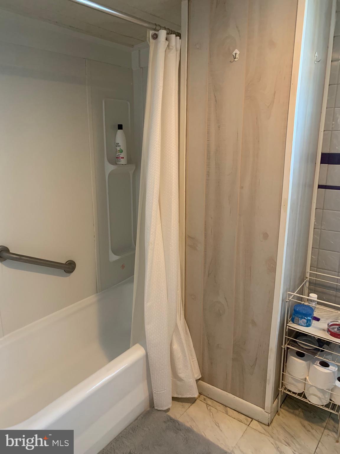 MIDDLEPORT - Residential