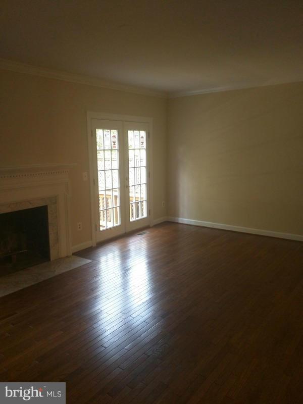 COURTHOUSE STATION - Residential Lease